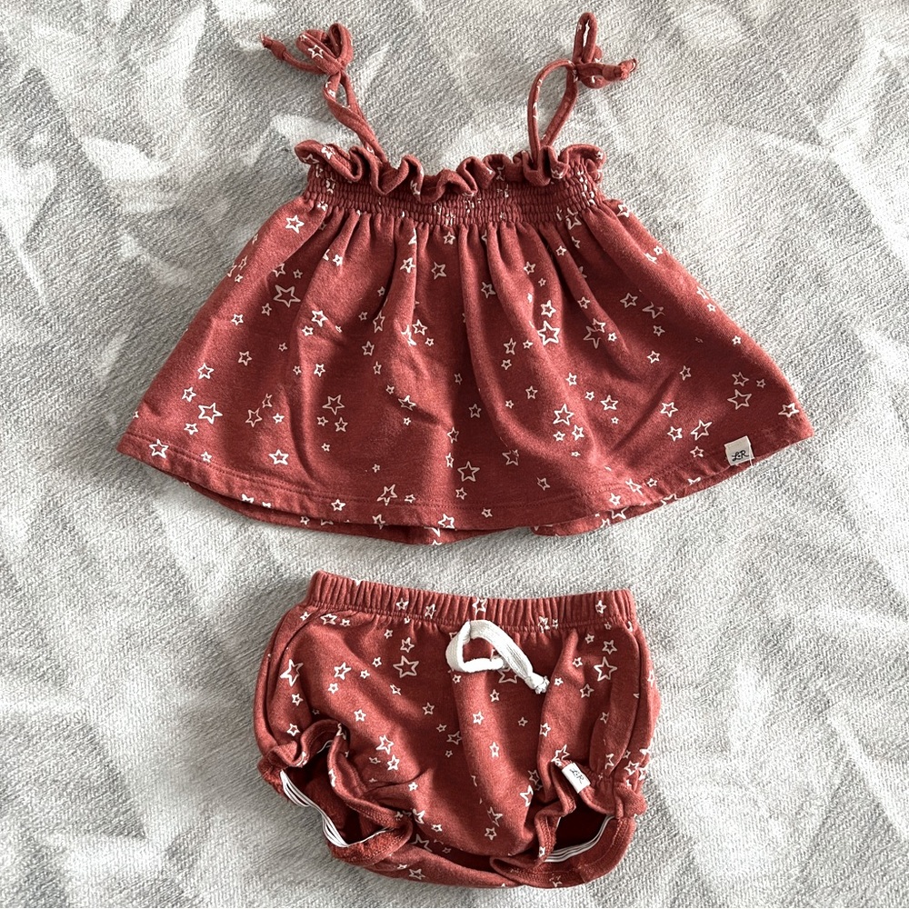 Lulu & Roo 2-3T red stars two piece outfit
